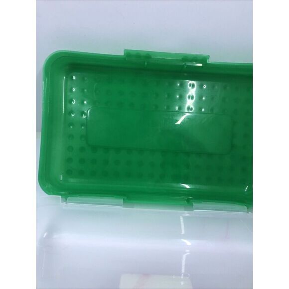 Spacemaker Vintage Plastic Pencil Case Box -  Green Top and Frosted Clear Bottom - Picture 6 of 12